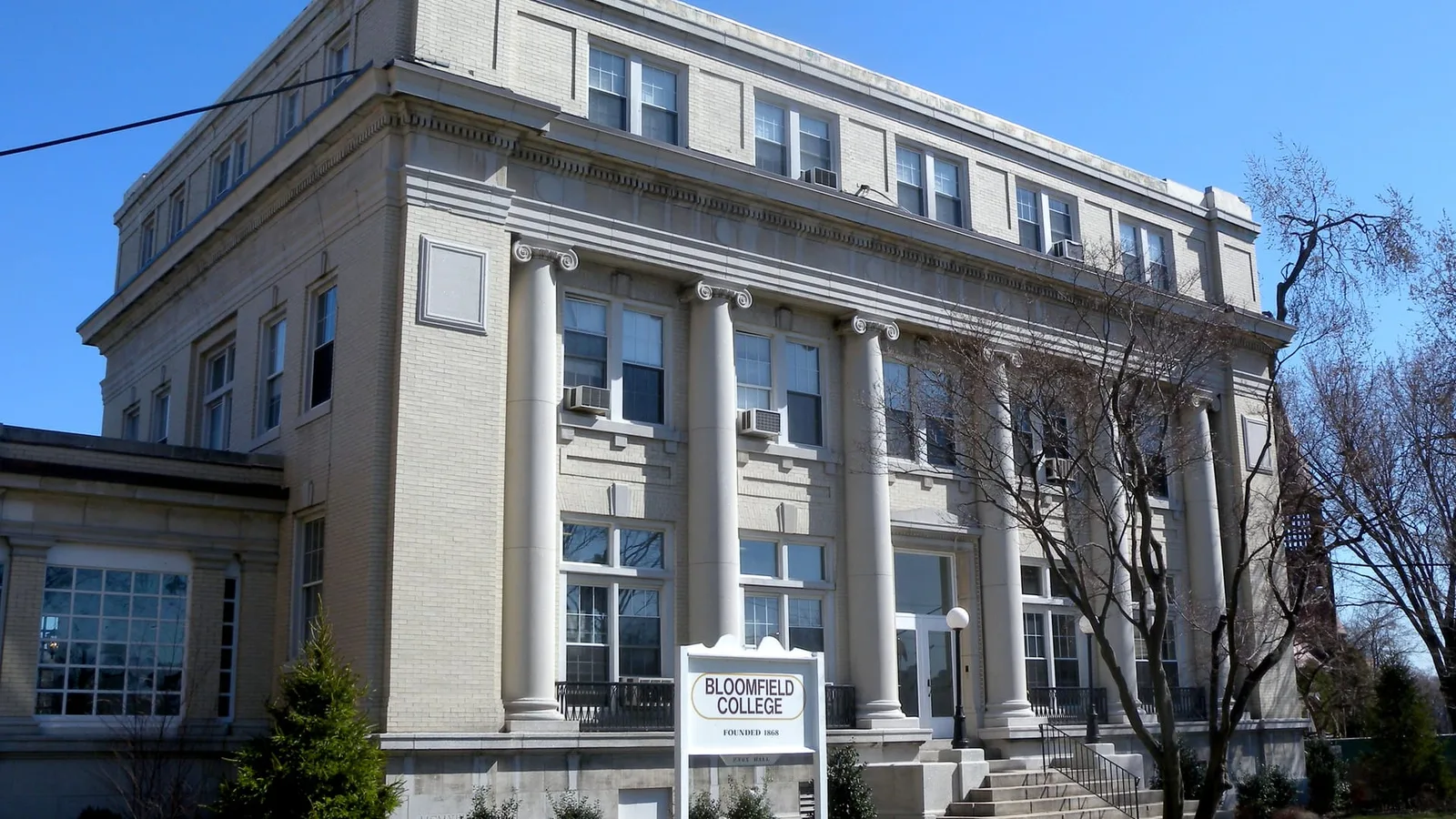 Bloomfield College