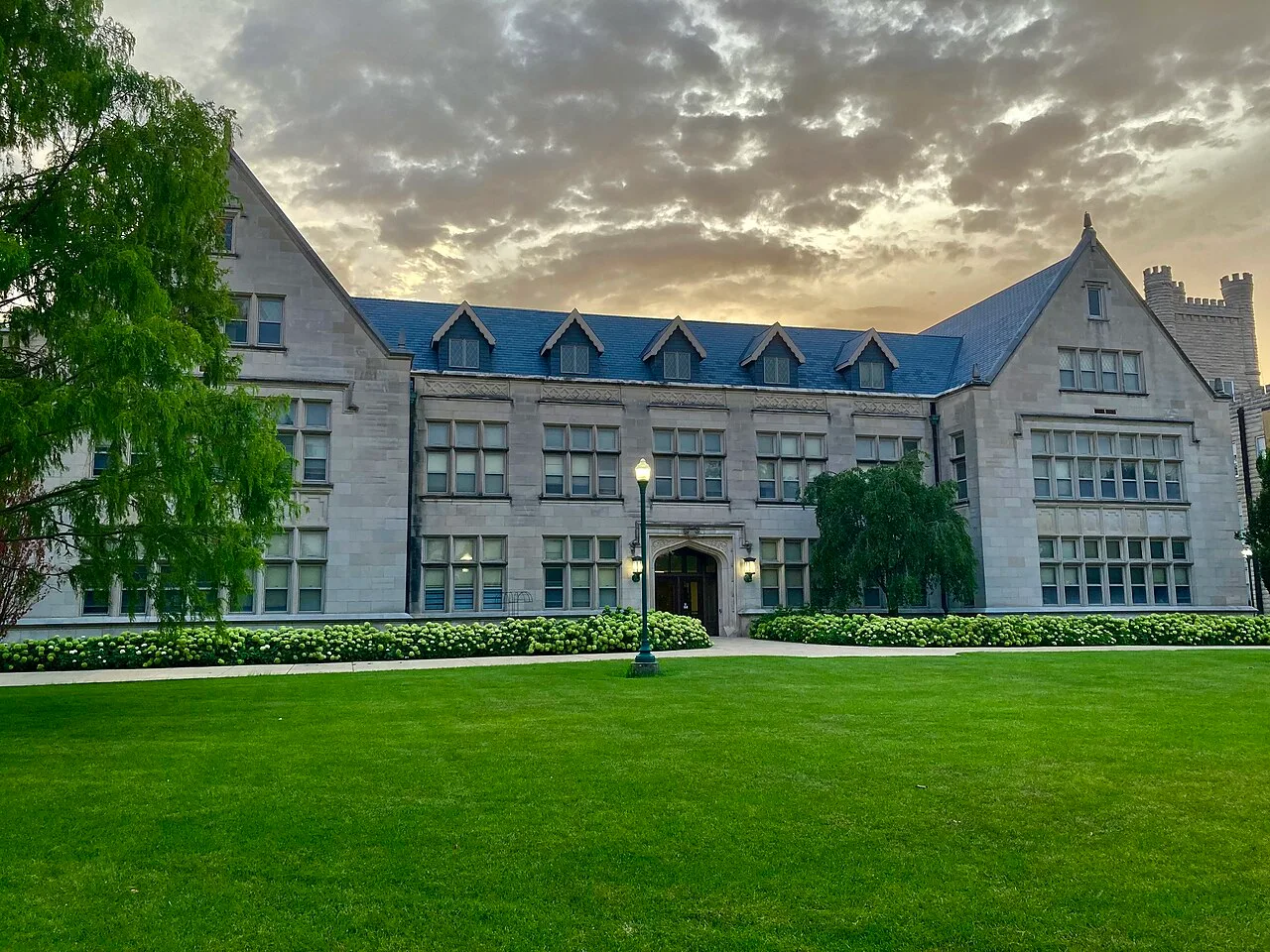 Eastern Illinois University