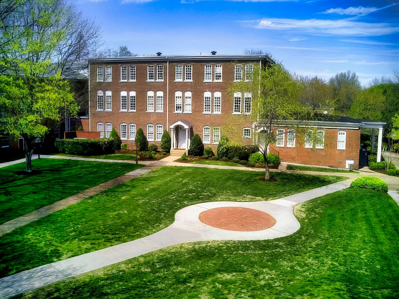Lee University