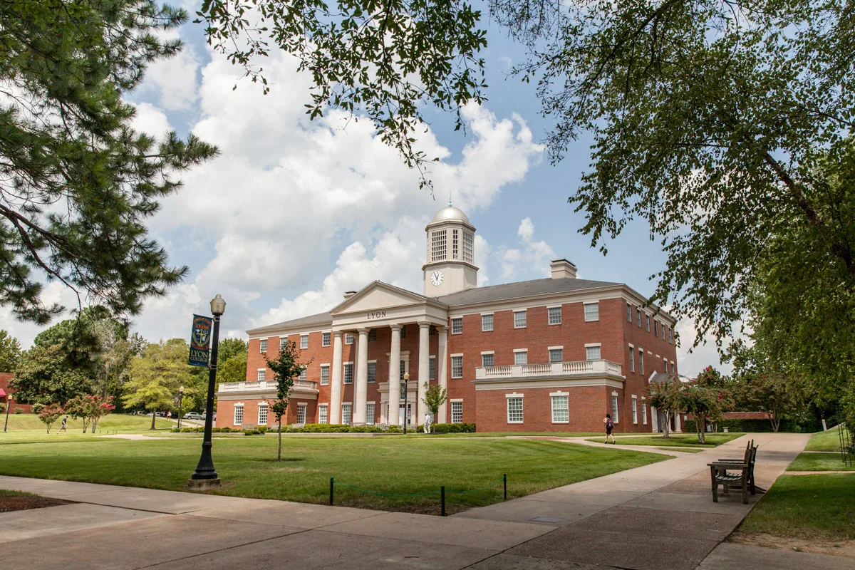 Lyon College
