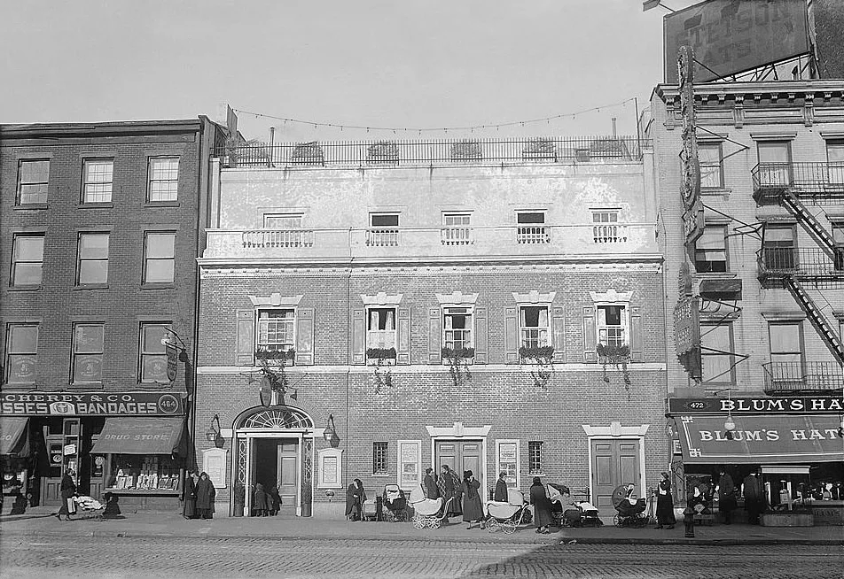 Neighborhood Playhouse School of the Theater