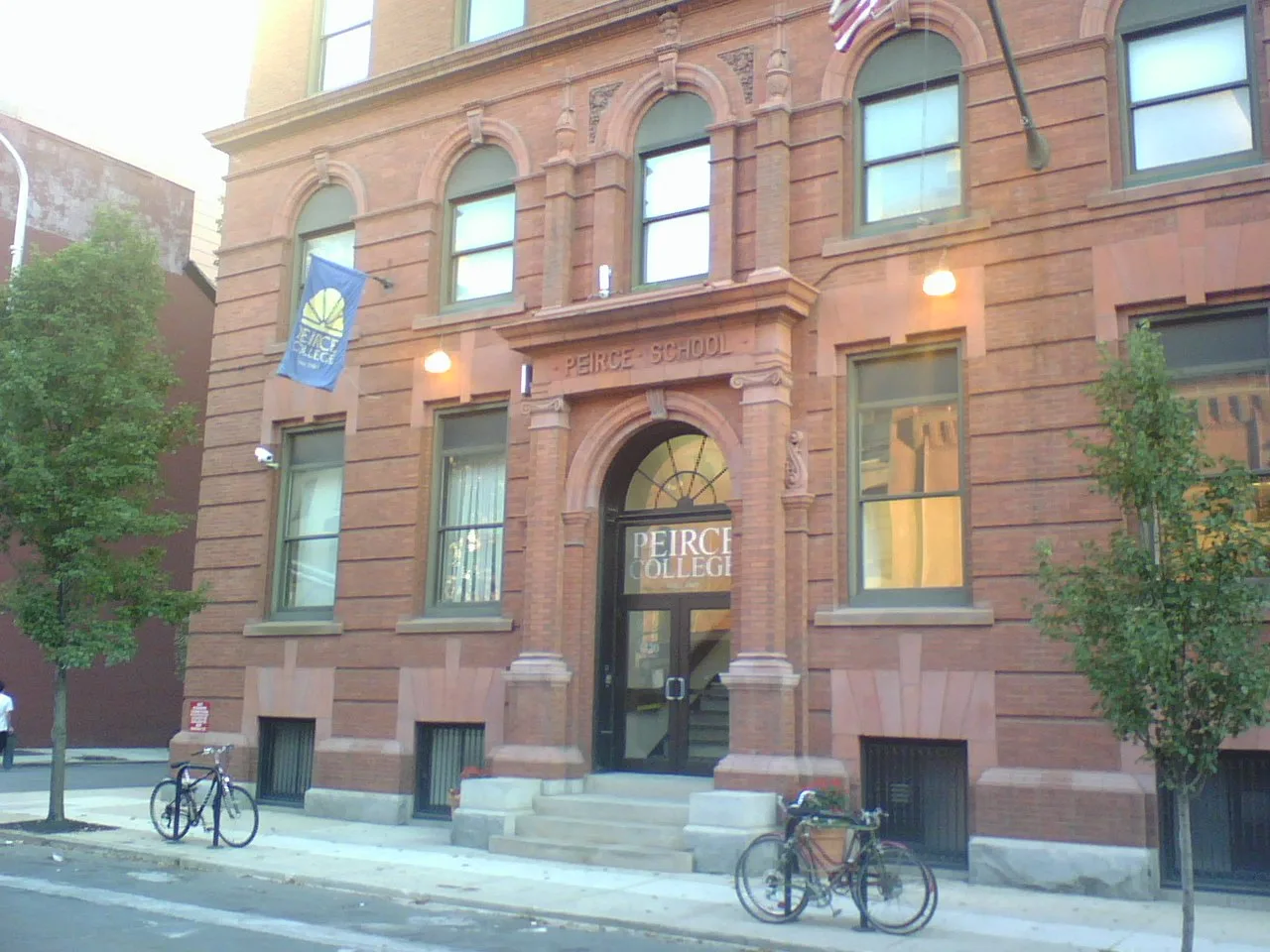 Peirce College