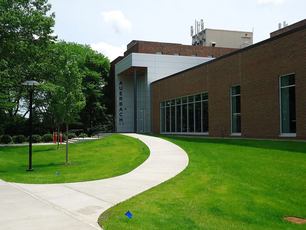 University of Connecticut-Hartford Campus